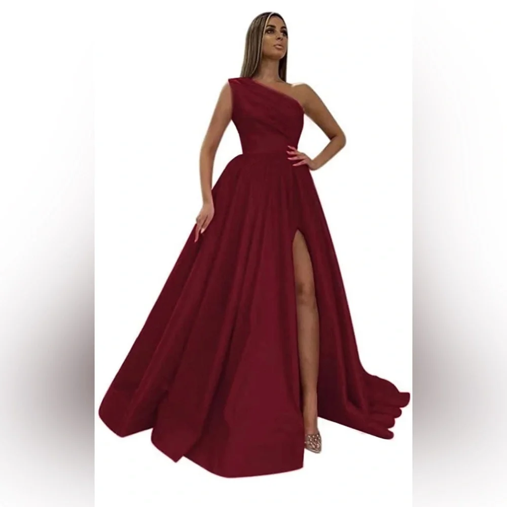 Ball gown - Picture 2 of 4